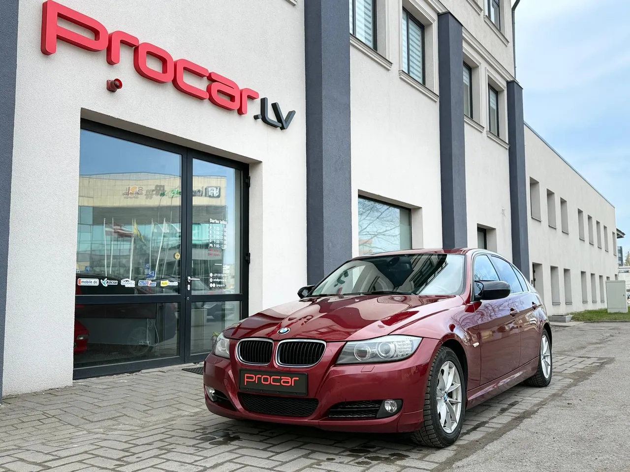 BMW 320D , 2011g.
