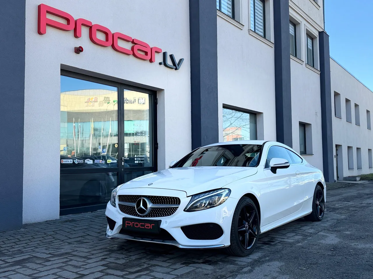 Mercedes-Benz C200 Coupe Amg Line