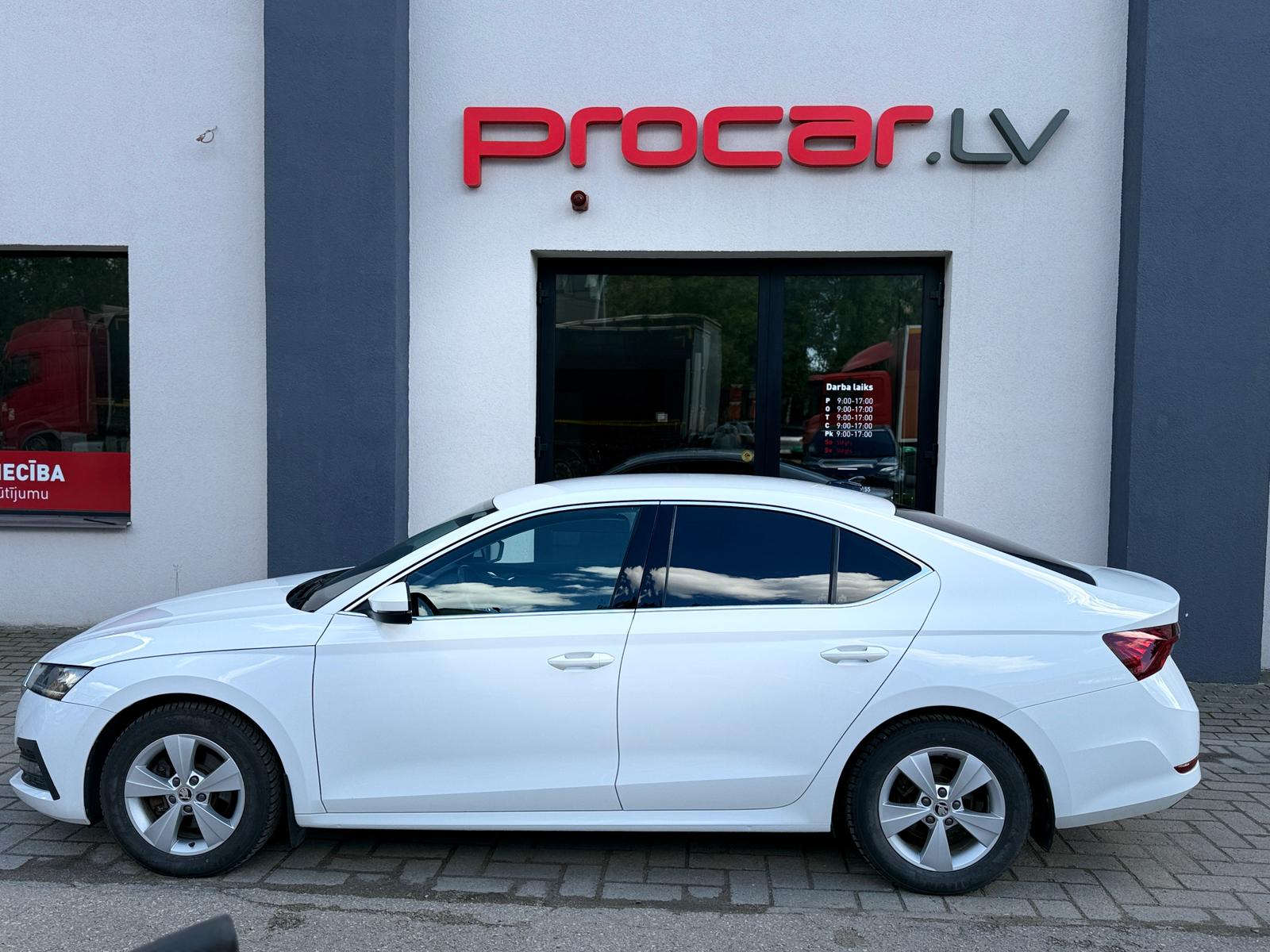 Skoda Octavia , 1,5 benzīns, manuālā ātrumkarba - Image 21