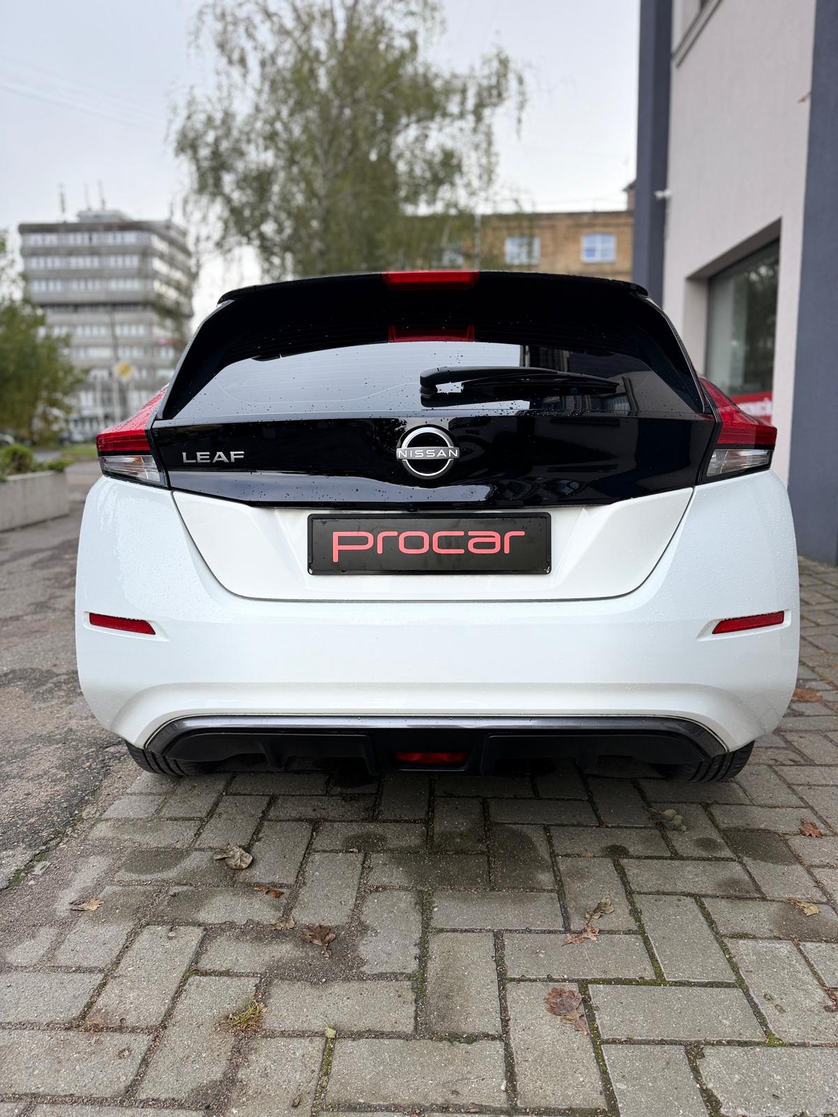 NISSAN LEAF 39 kWh ACENTA – 2022 - Image 5