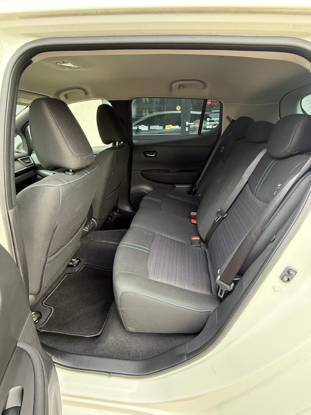 NISSAN LEAF 39 kWh ACENTA – 2022 - Image 12