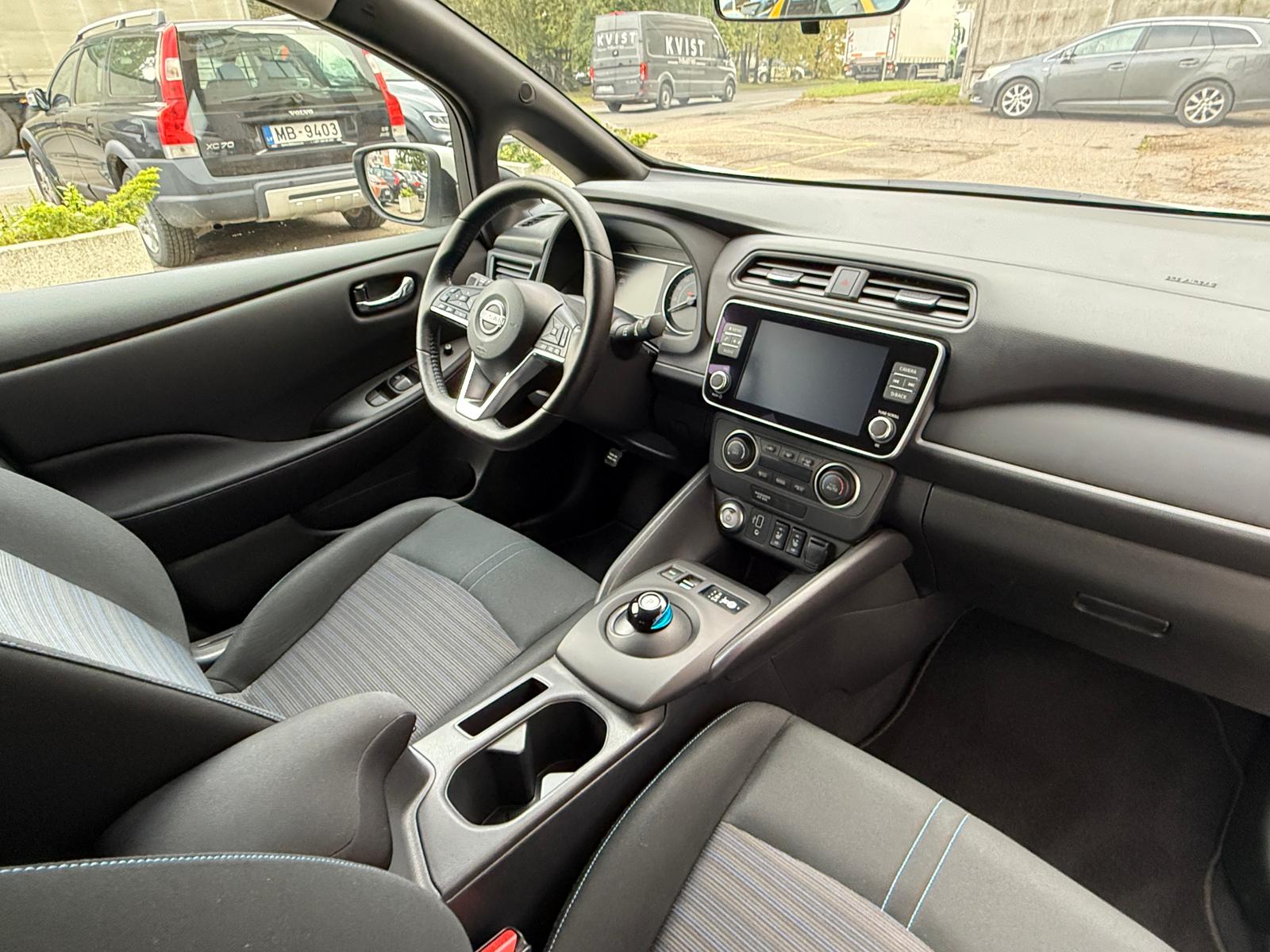 NISSAN LEAF 39 kWh ACENTA – 2022 - Image 19