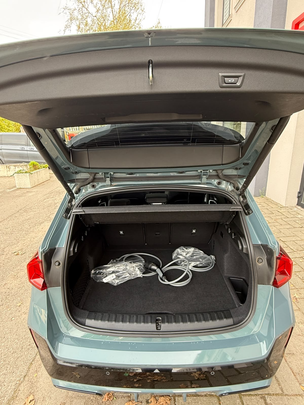BMW iX1 xDrive30 M Sport - Image 21