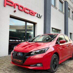 Nissan Leaf N-Connecta 62 kWh – lielā baterija, siltumsūknis, ziemas pakete